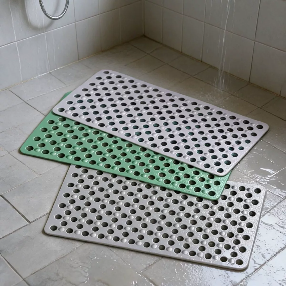 Bathroom large-hole anti-slip mat, shower room, household bath, toilet floor mat, bathroom floor mat, waterproof bathtub floor mat, anti-slip