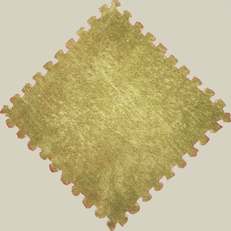 The bedroom is fully covered with a patchwork carpet, square puzzle floor MATS, plush eva foam floor MATS and tatami MATS