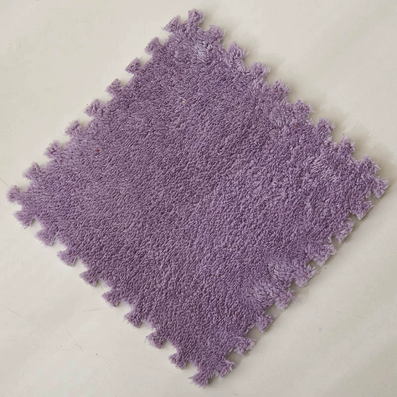 The bedroom is fully covered with a patchwork carpet, square puzzle floor MATS, plush eva foam floor MATS and tatami MATS