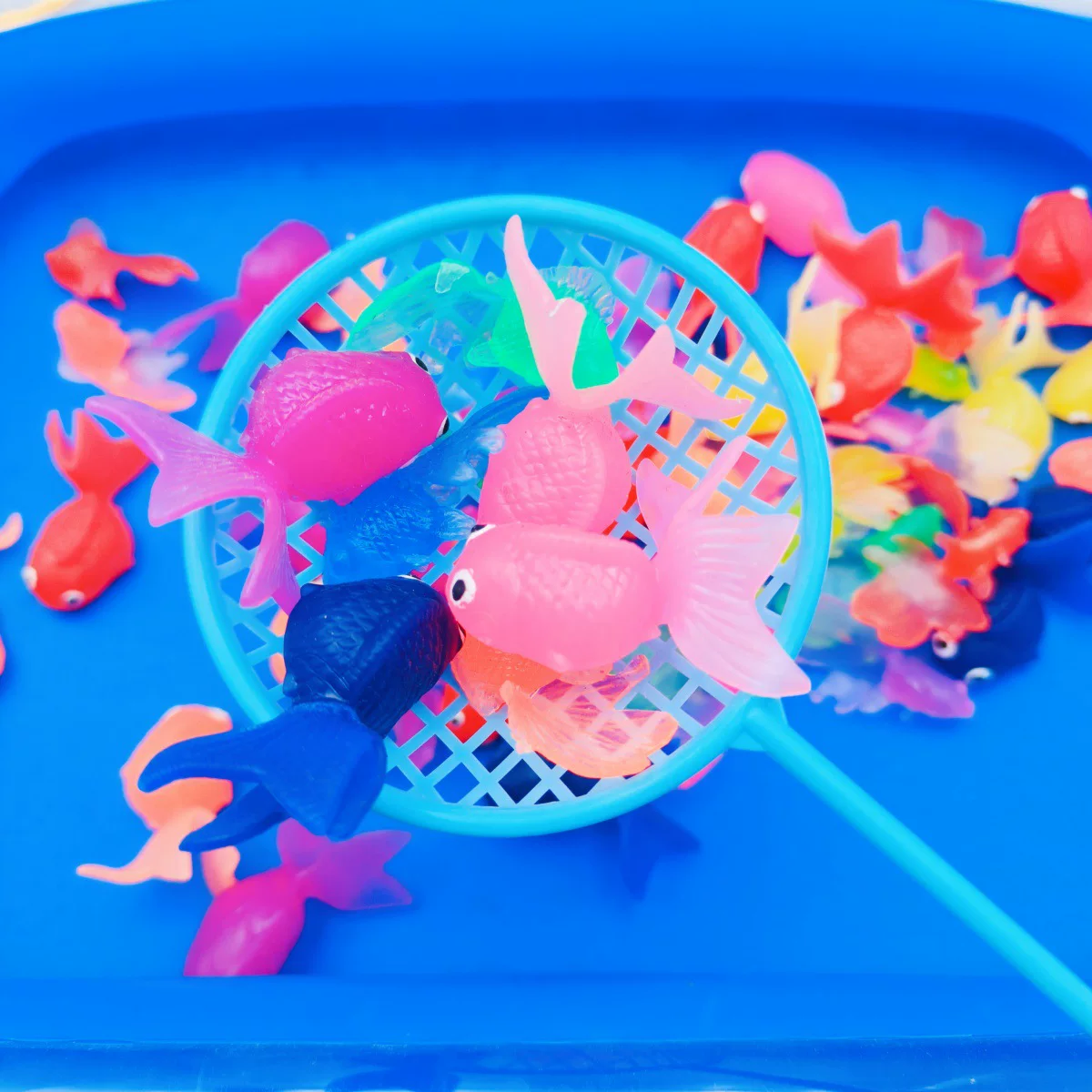 Floating fish-catching toys for babies, early education, children's water play, goldfish net bag, silicone small fish, soft rubber animal children's toys