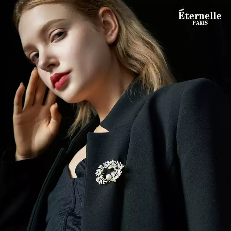 The original high-end brooch from Eternelle, France, is a versatile accessory for the 2026 new corsage suit collar